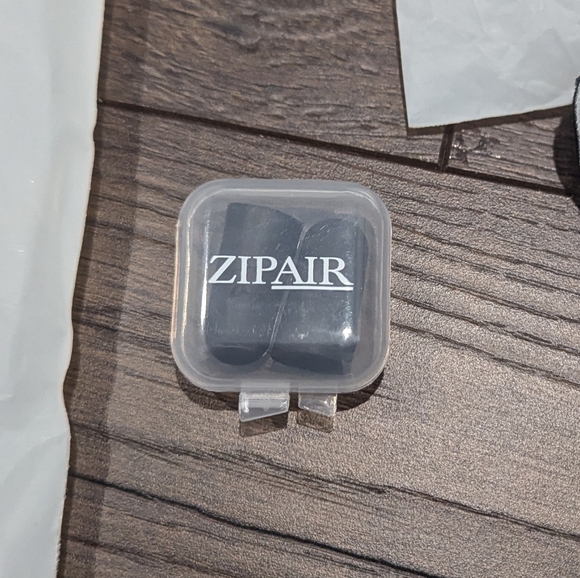 Zipair travel kit - Picture 5 of 5